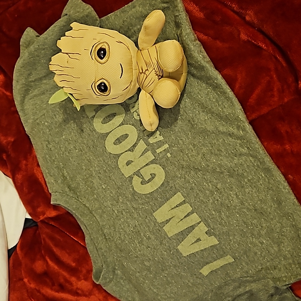 Marvel's Groot set